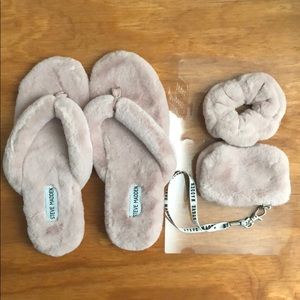 Size 5/6 - Steve Madden Slippers Set